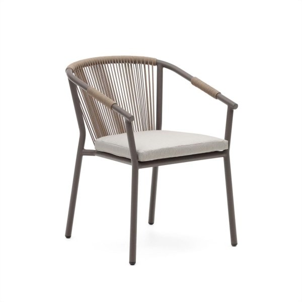 Kave Home Xelida tuinstoel bruin