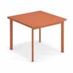 EMU Star tuintafel 90x90 cm maple red