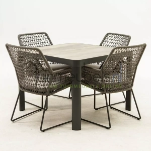 Tuinset Babilonia met Castilla negro 100x100cm tafel