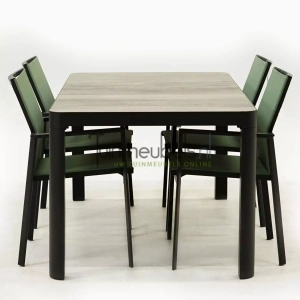 Tuinset Delia amandel met Castilla 160cm tafel