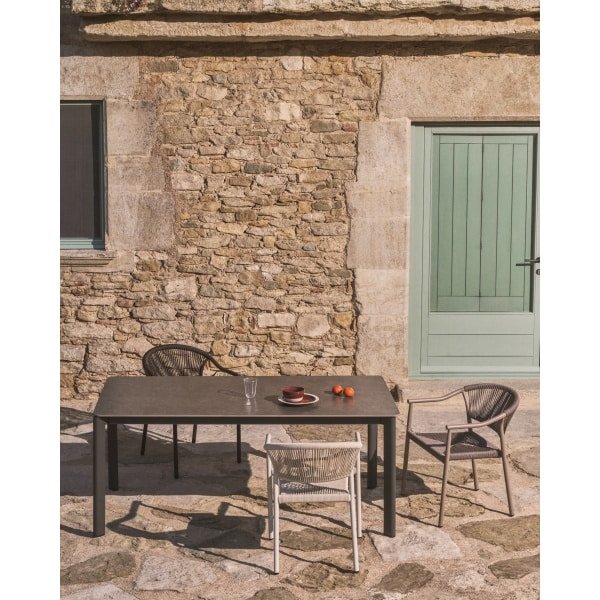 Kave Home Tuintafel Anafi Gesinterde steen, 180 x 90cm - Donkergrijs